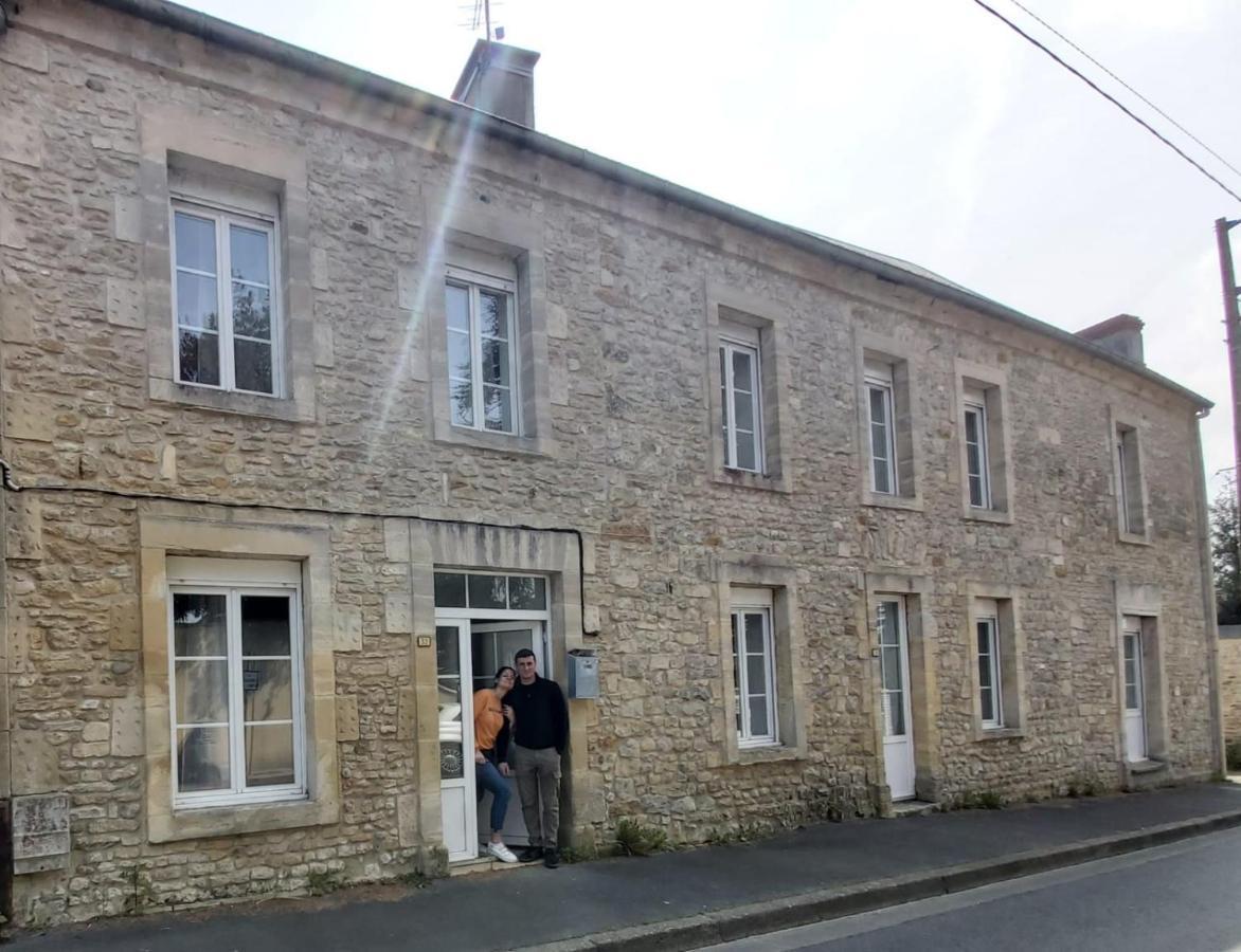 La Petite Dame De Bayeux Villa Exterior photo